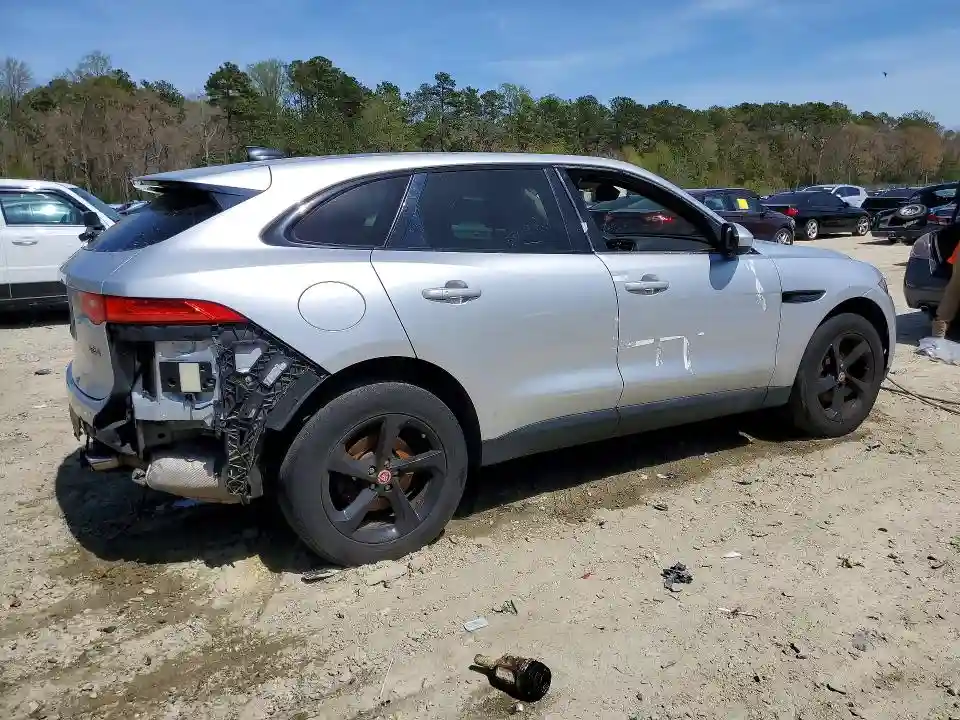 SADCJ2FX1LA619039 2020 JAGUAR F-PACE-2