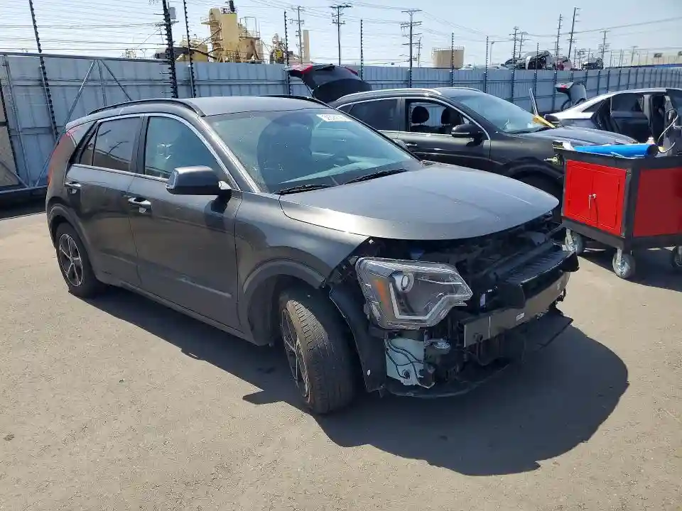 KNDCS3LF6S5285351 2025 KIA NIRO-3