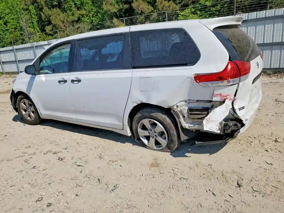 5TDZK3DC5DS289239 2013 TOYOTA SIENNA-1