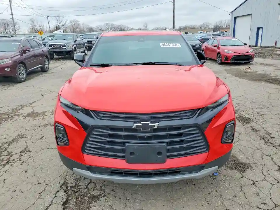3GNKBDR47MS520590 2021 CHEVROLET BLAZER-4