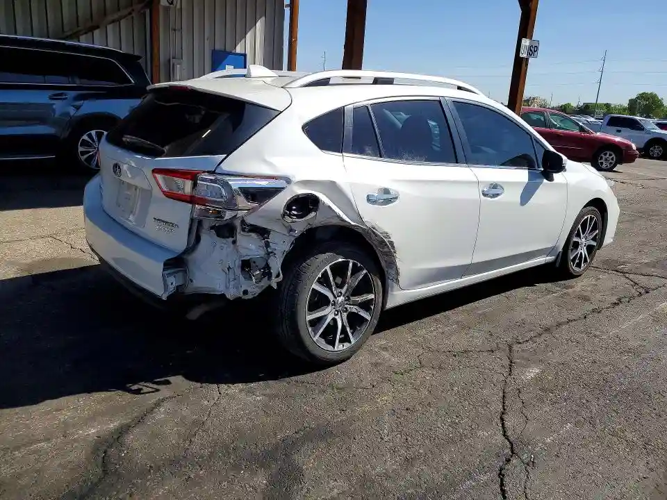 4S3GTAN67H3701041 2017 SUBARU IMPREZA-2