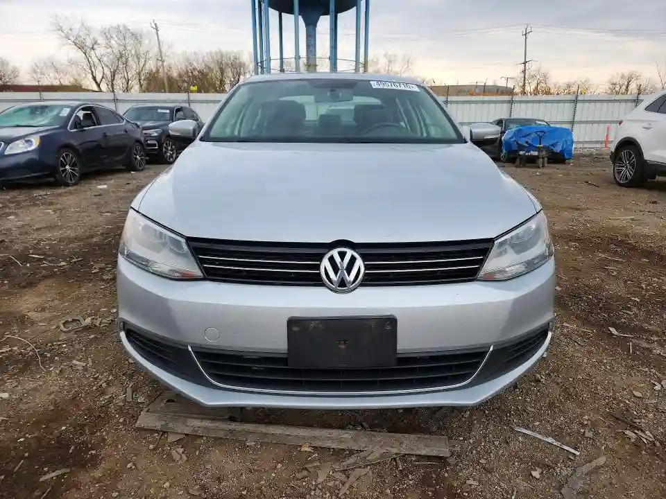 3VWD07AJ3EM438191 2014 VOLKSWAGEN JETTA-4