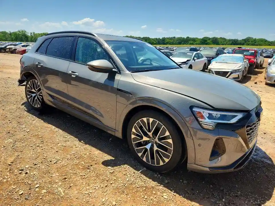 WA15AAGE2RB050596 2024 AUDI ALL OTHER-3