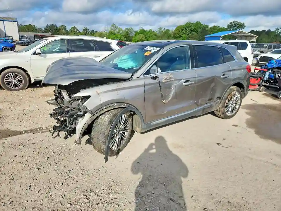 2LMTJ6LR0GBL67822 2016 LINCOLN MKX-0