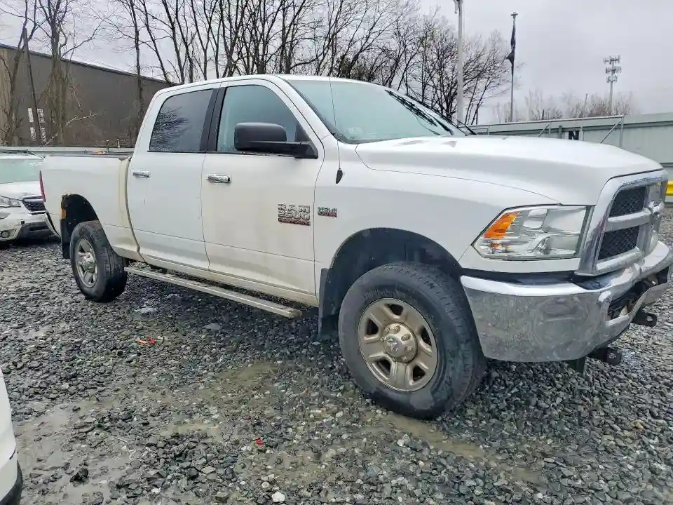 3C6TR5DT1FG576387 2015 RAM 2500-3
