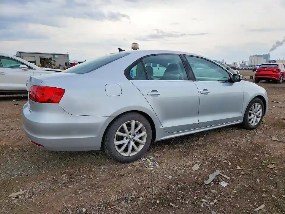 3VWD07AJ3EM438191 2014 VOLKSWAGEN JETTA-2
