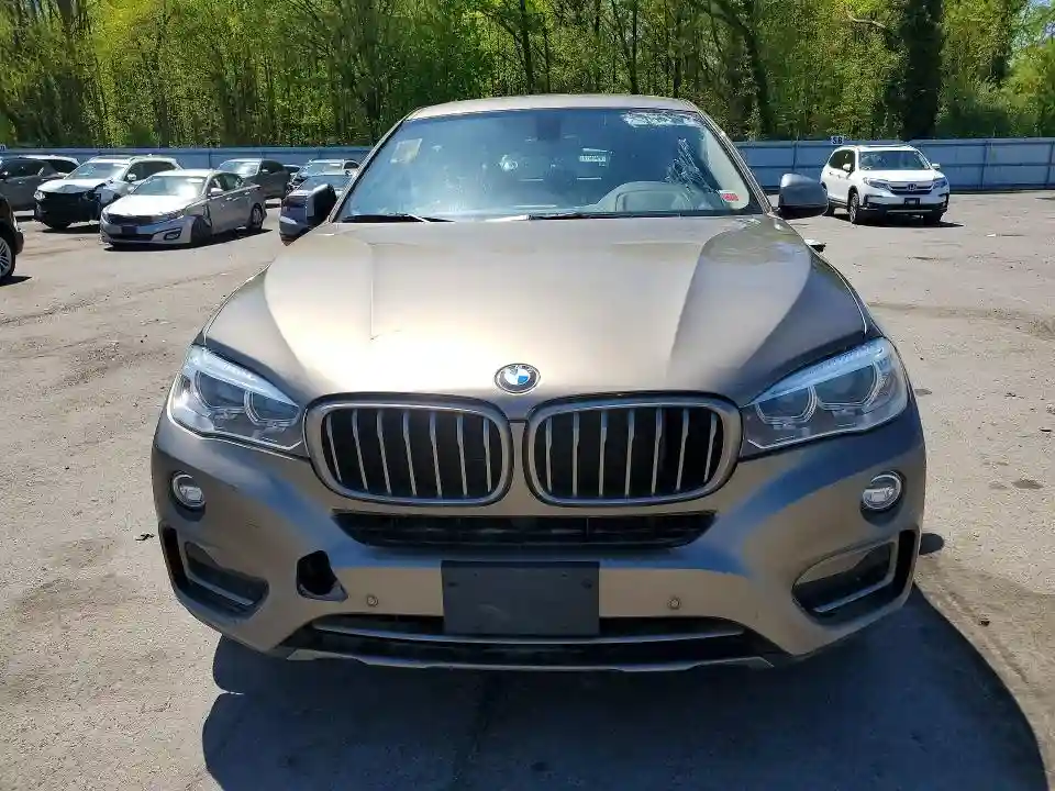 5UXKU2C33H0U28914 2017 BMW X6-4