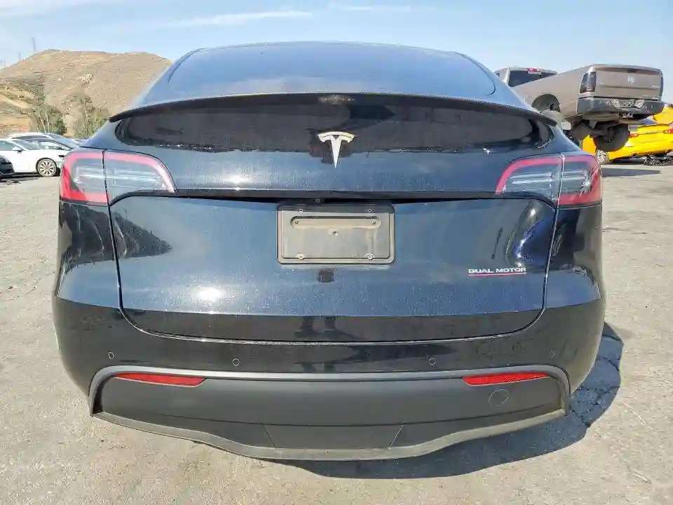7SAYGDEF2NF490780 2022 TESLA MODEL Y-5