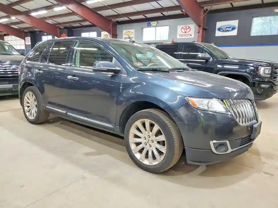 2LMDJ8JK6DBL36298 2013 LINCOLN TOWNHOUSE MKX-3