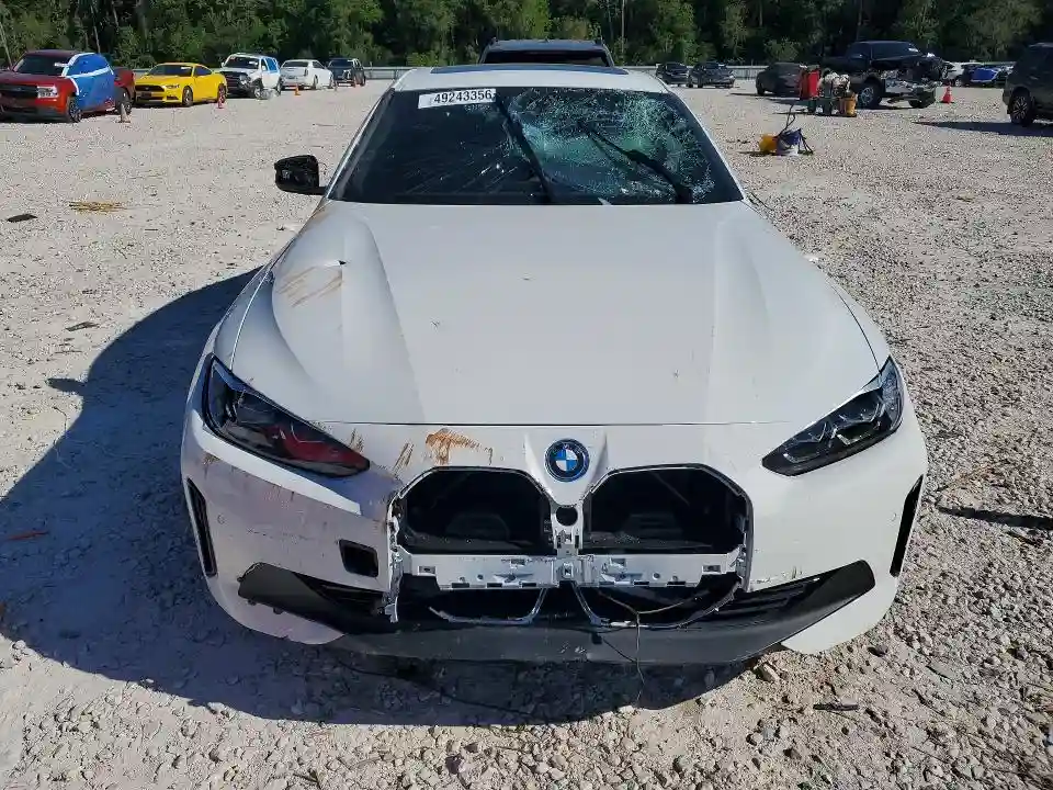 WBY43AW09PFP74985 2023 BMW ALL OTHER-4