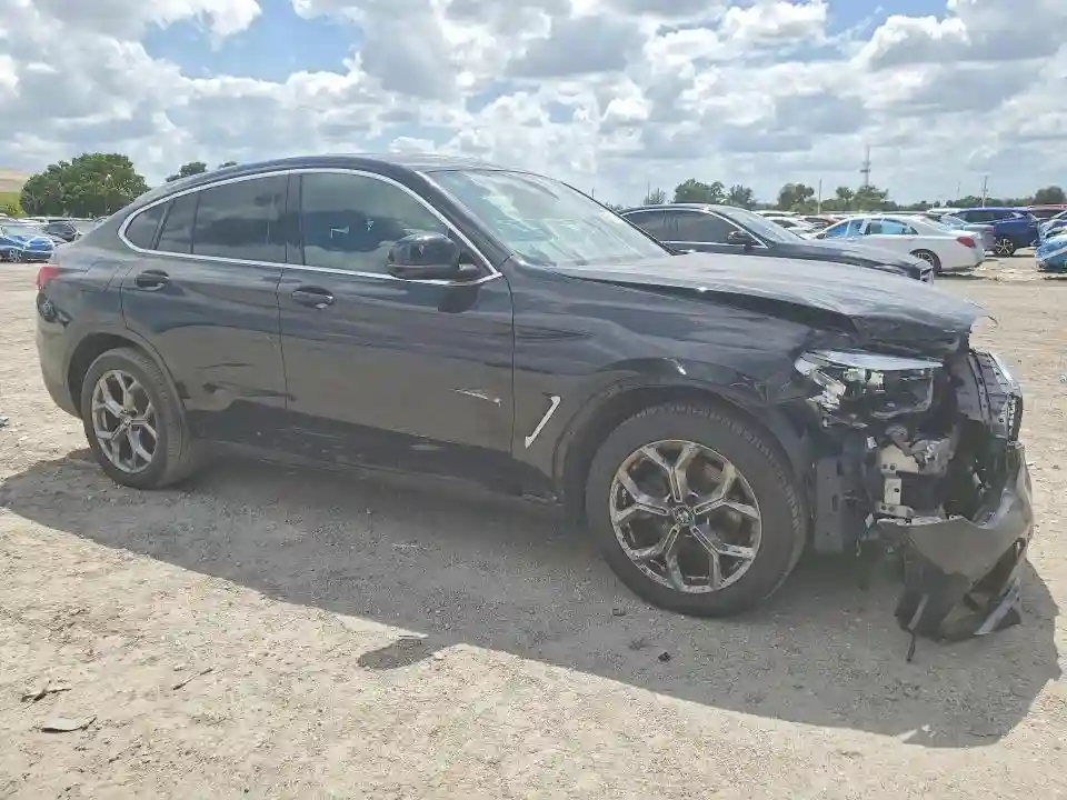 5UX2V1C0XM9G91052 2021 BMW X4-3
