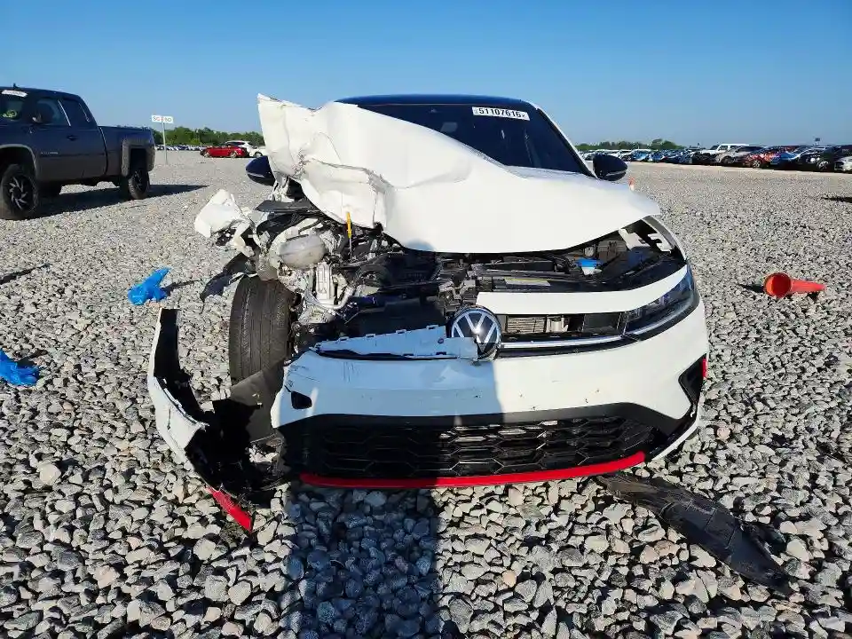 3VW2T7BU2SM057631 2025 VOLKSWAGEN JETTA-4