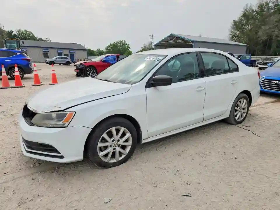 3VWD17AJ1FM250347 2015 VOLKSWAGEN JETTA-0