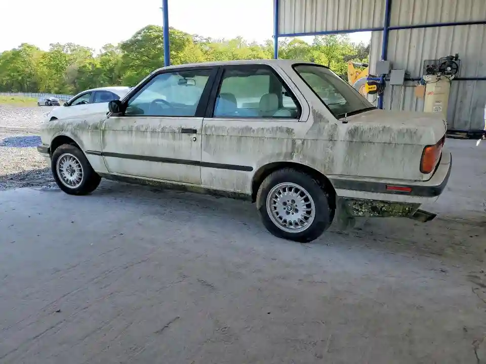 WBAAA1309K4204999 1989 BMW 3 SERIES-1