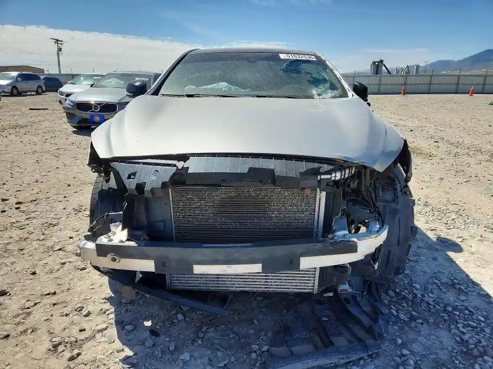 SJKCH5CP2JA042898 2018 INFINITI QX30-4
