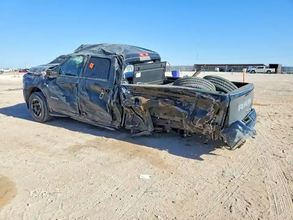 3C63R5FL4TG206737 2026 RAM 2500-1