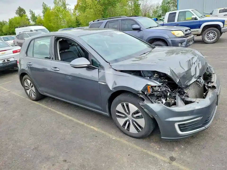 WVWPR7AU0KW909175 2019 VOLKSWAGEN GOLF-3