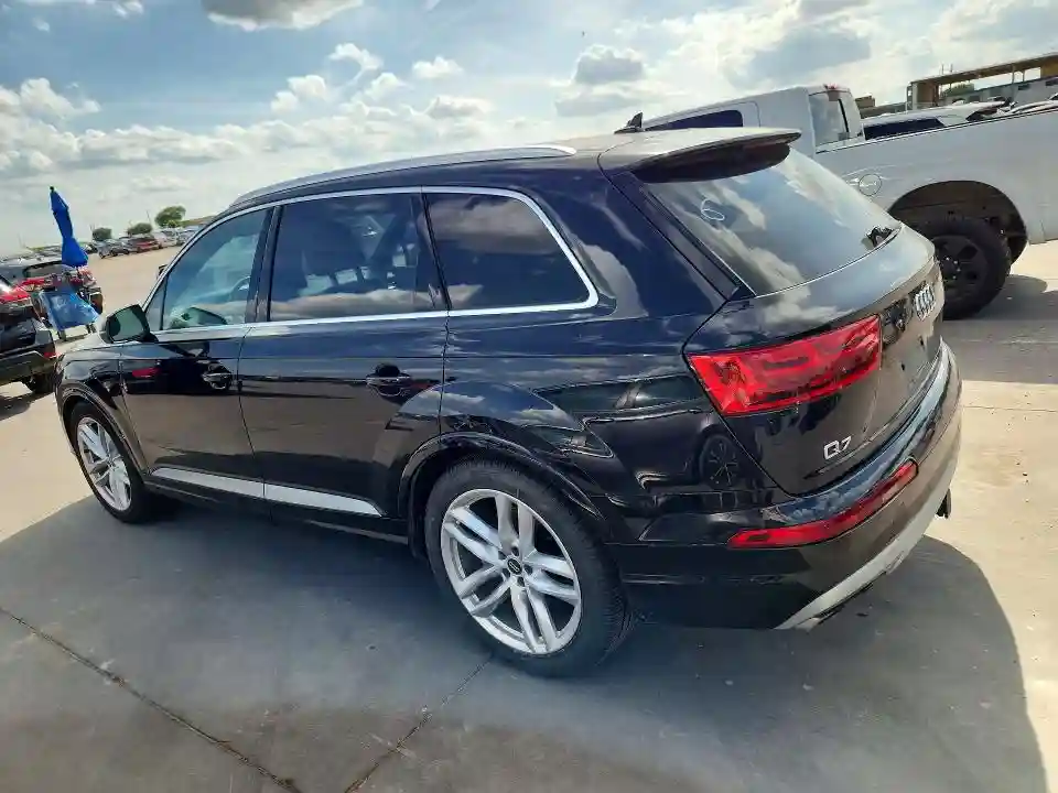 WA1VAAF79HD050486 2017 AUDI Q7-1
