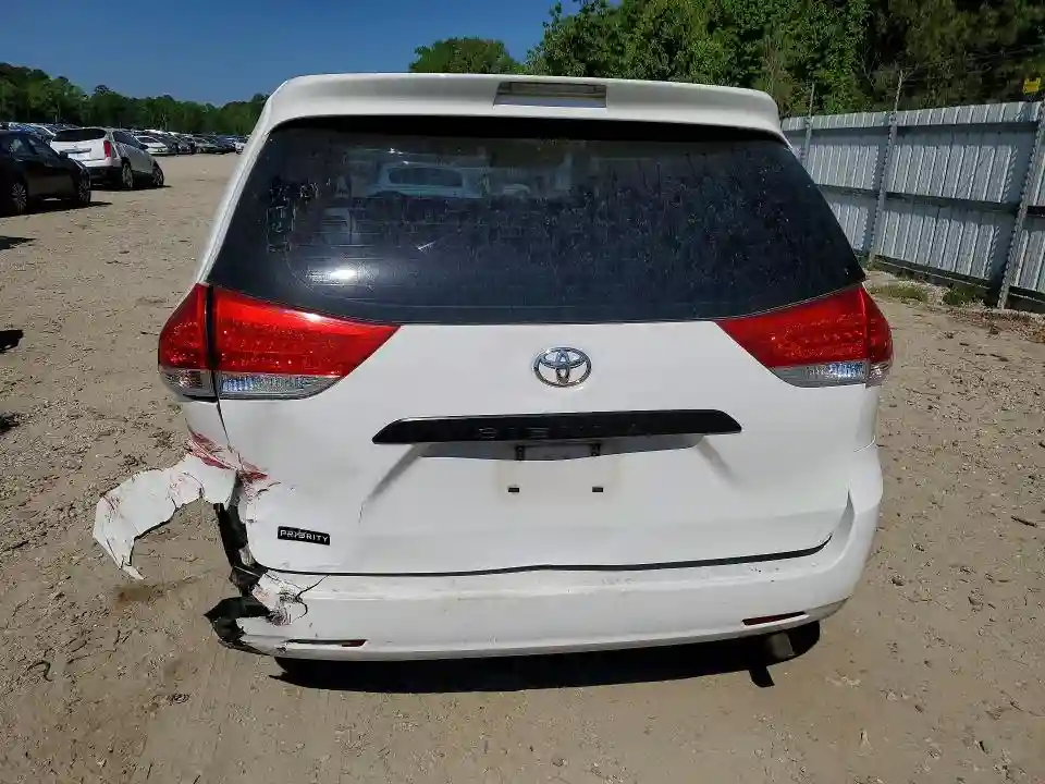 5TDZK3DC5DS289239 2013 TOYOTA SIENNA-5