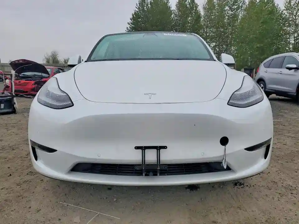 7SAYGDEE3NF572928 2022 TESLA MODEL Y-4