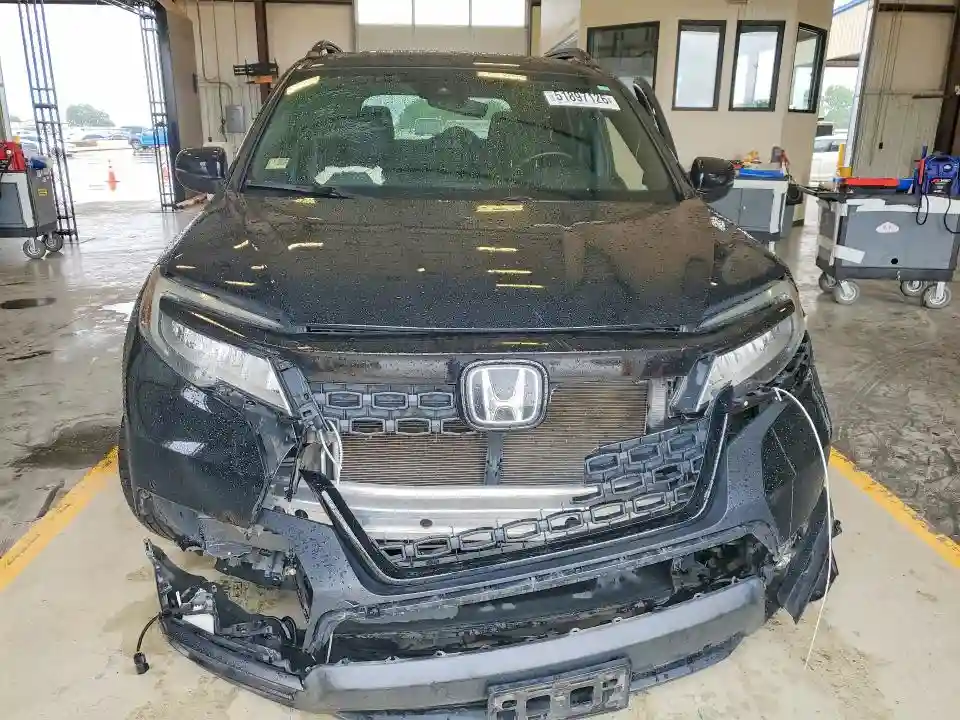 5FNYF7H92LB004991 2020 HONDA PASSPORT-4