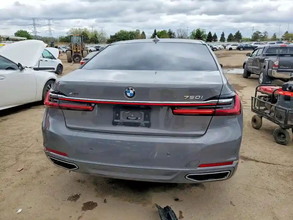 WBA7U2C0XLGJ59515 2020 BMW 7 SERIES-5