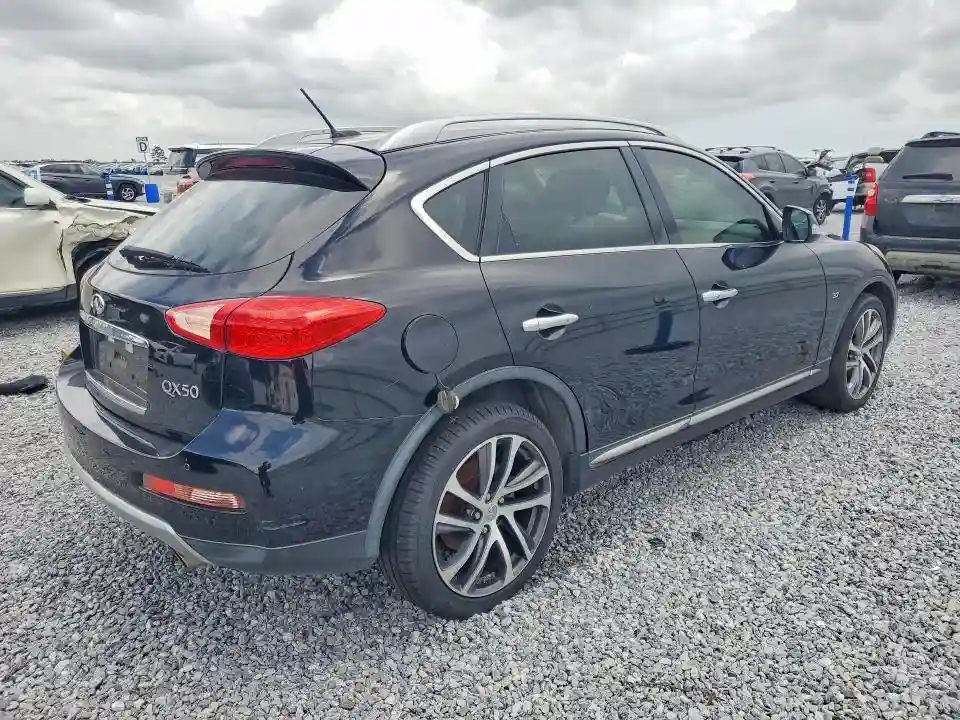 JN1BJ0RP5HM384709 2017 INFINITI QX50-2