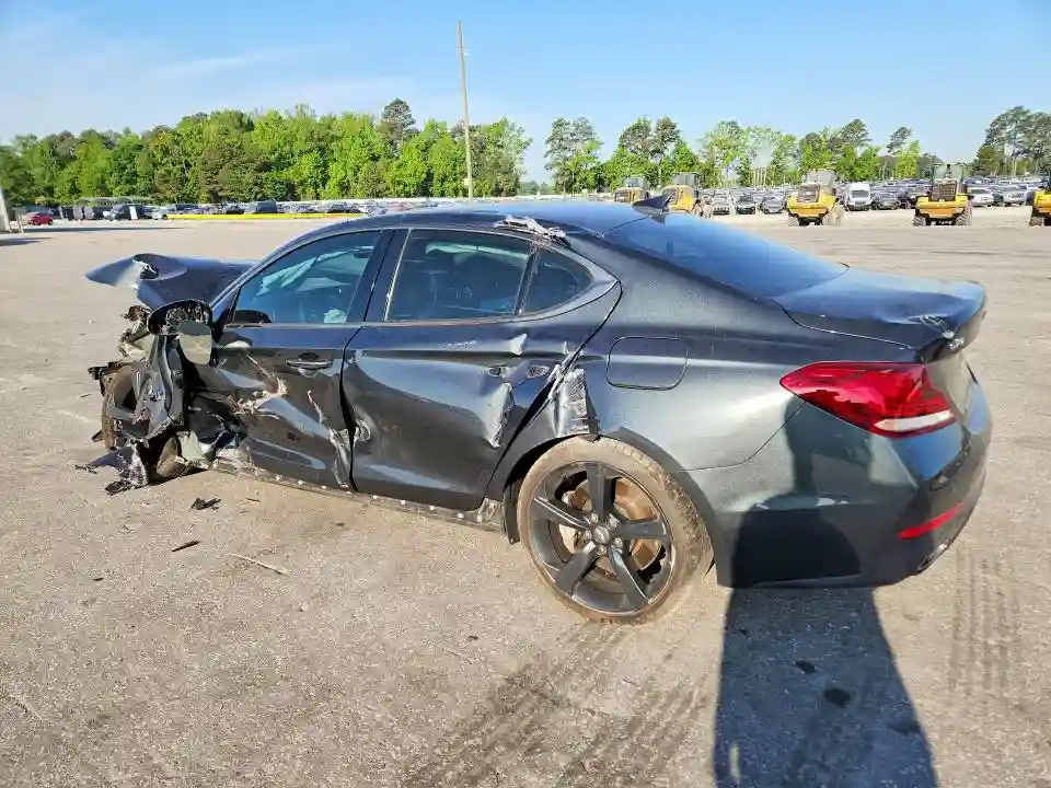 KMTG34LE4LU046997 2020 GENESIS G70-1
