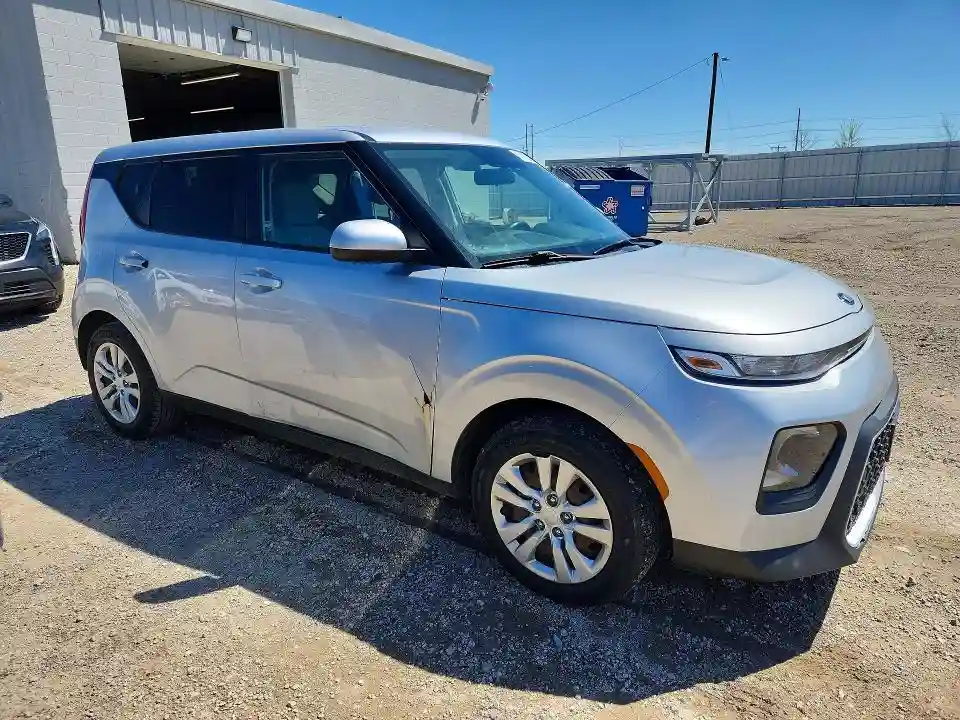 KNDJ23AU8L7097932 2020 KIA SOUL-3