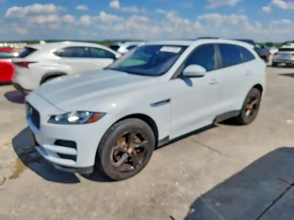 SADCJ2GX8JA236856 2018 JAGUAR F-PACE-0