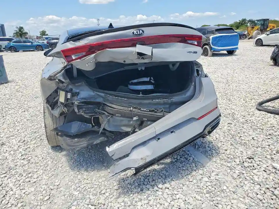 5XXG64J22MG025376 2021 KIA K5-5
