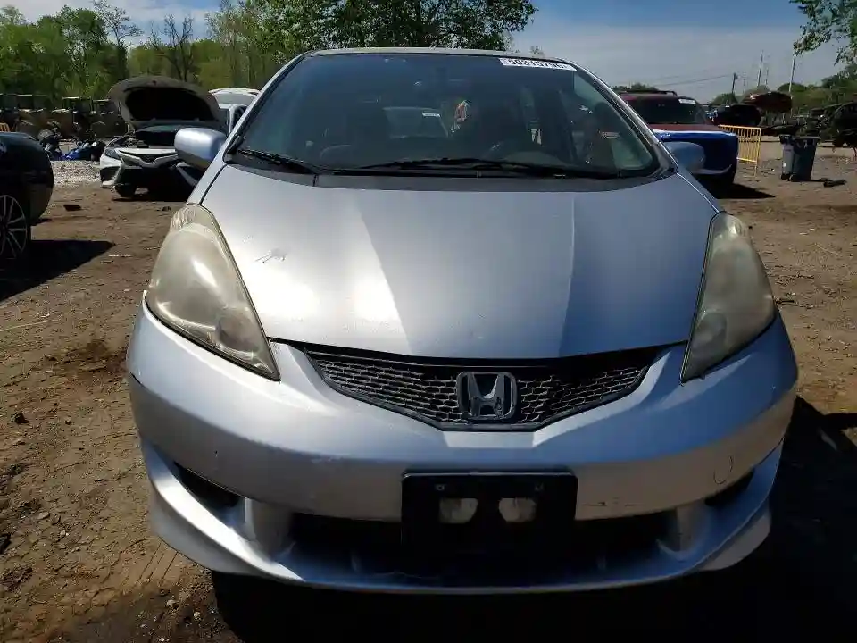 JHMGE8H54BC003949 2011 HONDA FIT-4