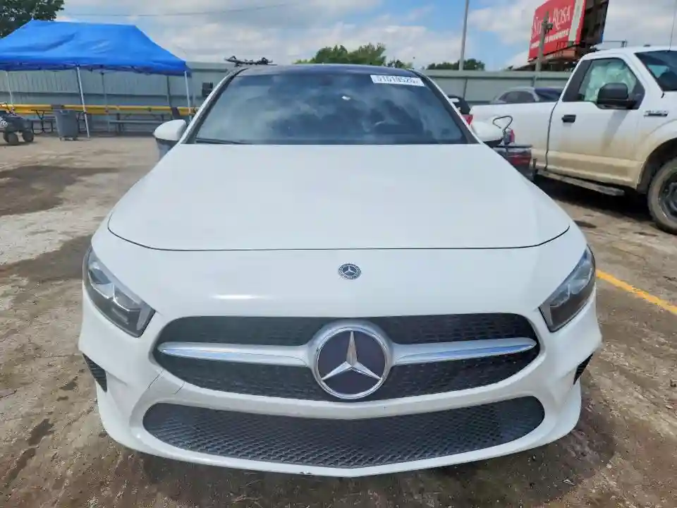 WDD3G4FB9KW031696 2019 MERCEDES-BENZ A-CLASS-4