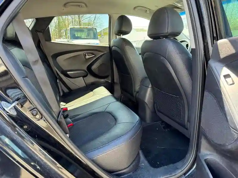 KM8JTCAF1FU064934 2015 HYUNDAI TUCSON-5