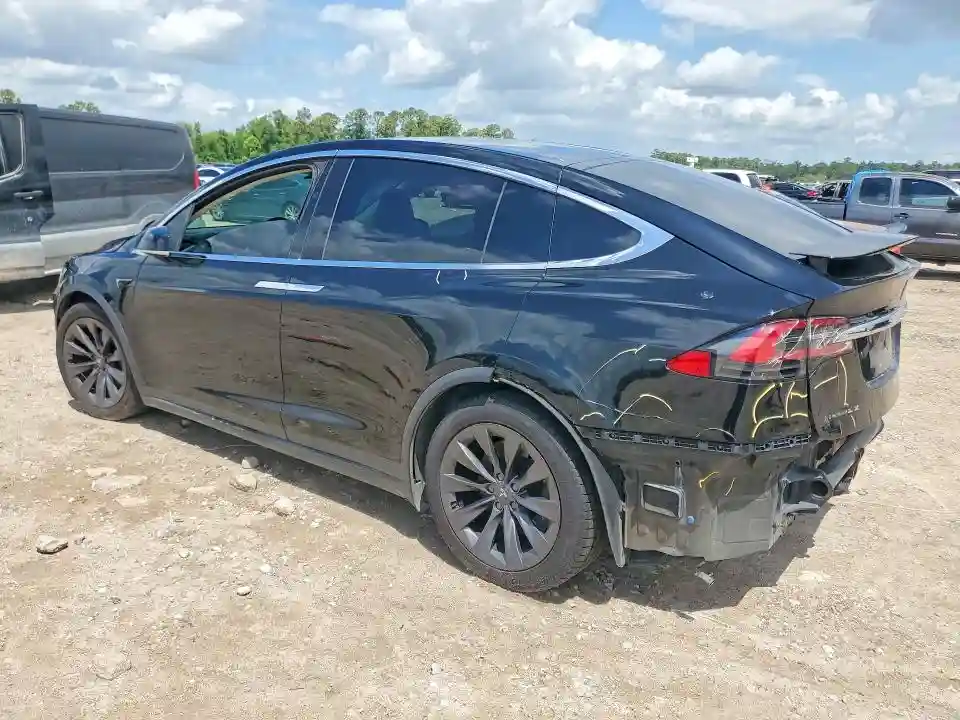 5YJXCBE29JF136366 2018 TESLA MODEL X-1