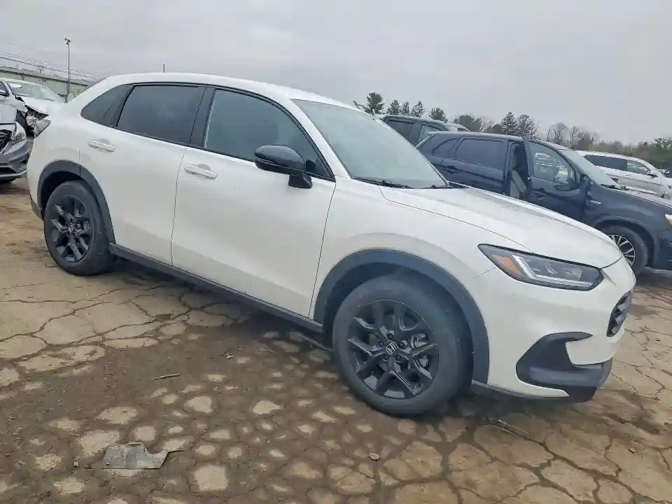 3CZRZ2H54SM795167 2025 HONDA HR-V-3