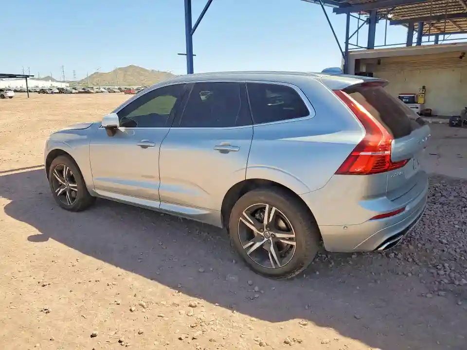 YV4A22RM5J1094790 2018 VOLVO XC60-1