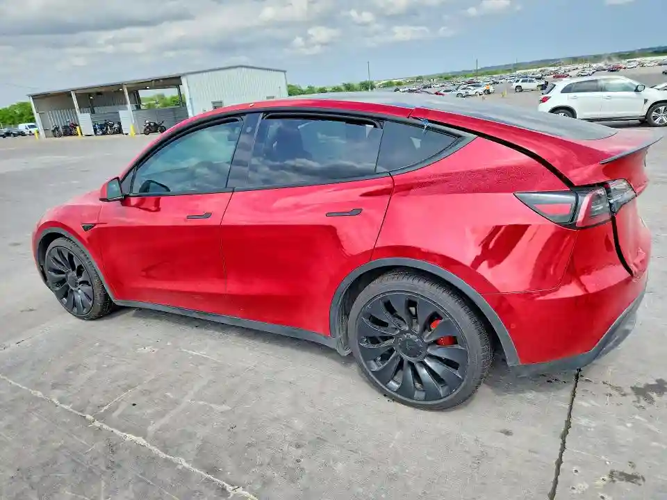 7SAYGDEF0NF494472 2022 TESLA MODEL Y-1