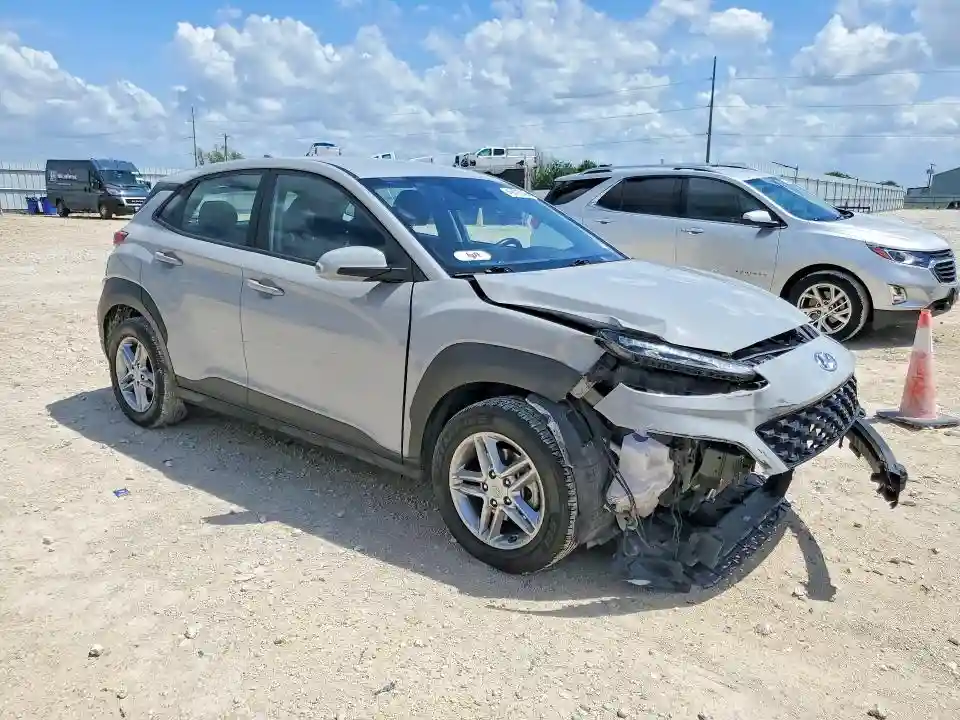 KM8K22AB9PU040557 2023 HYUNDAI KONA-3