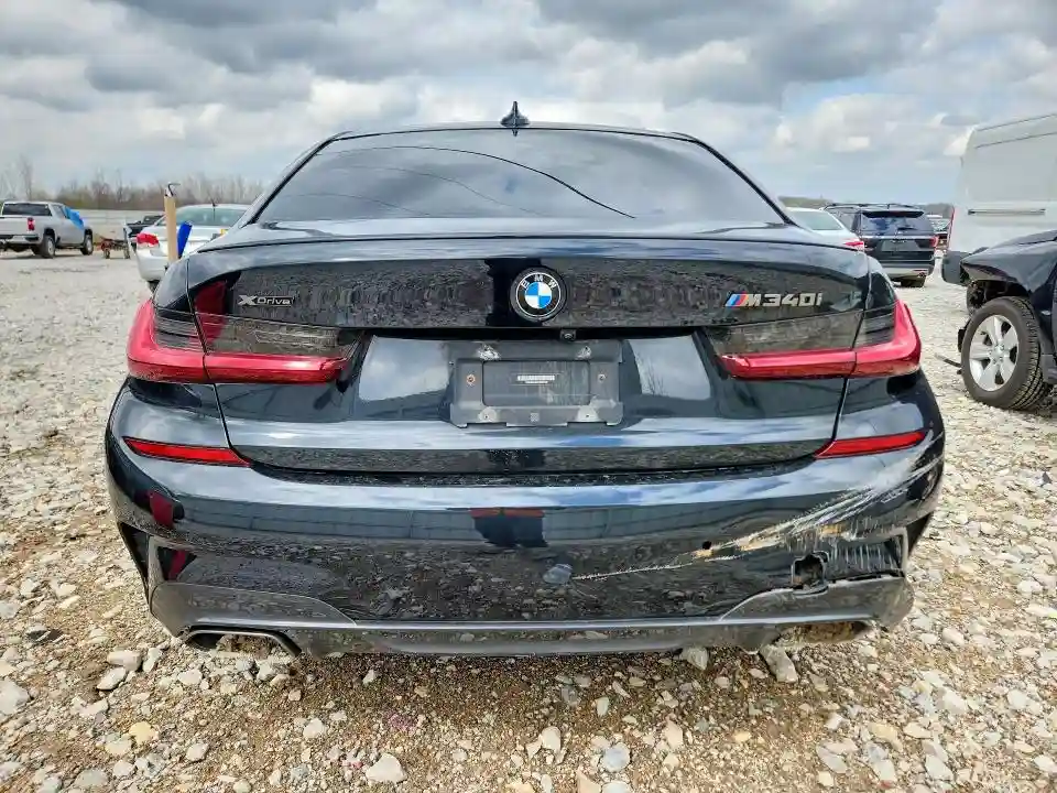 3MW5U9J0XN8C30796 2022 BMW M3-5
