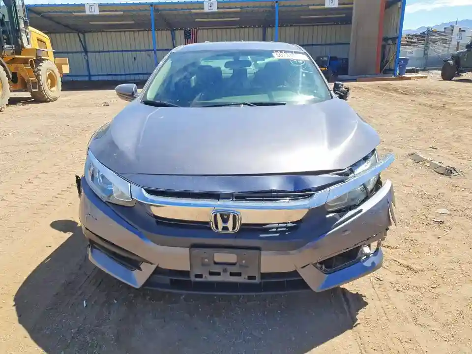19XFC2F55JE010354 2018 HONDA CIVIC-4