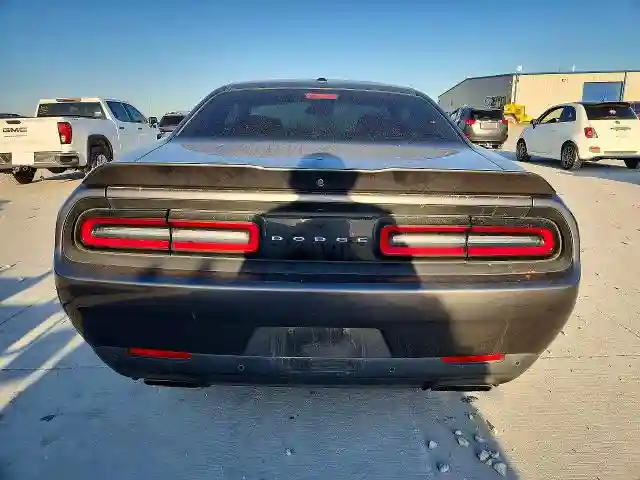 2C3CDZBT8KH524528 2019 DODGE CHALLENGER-5