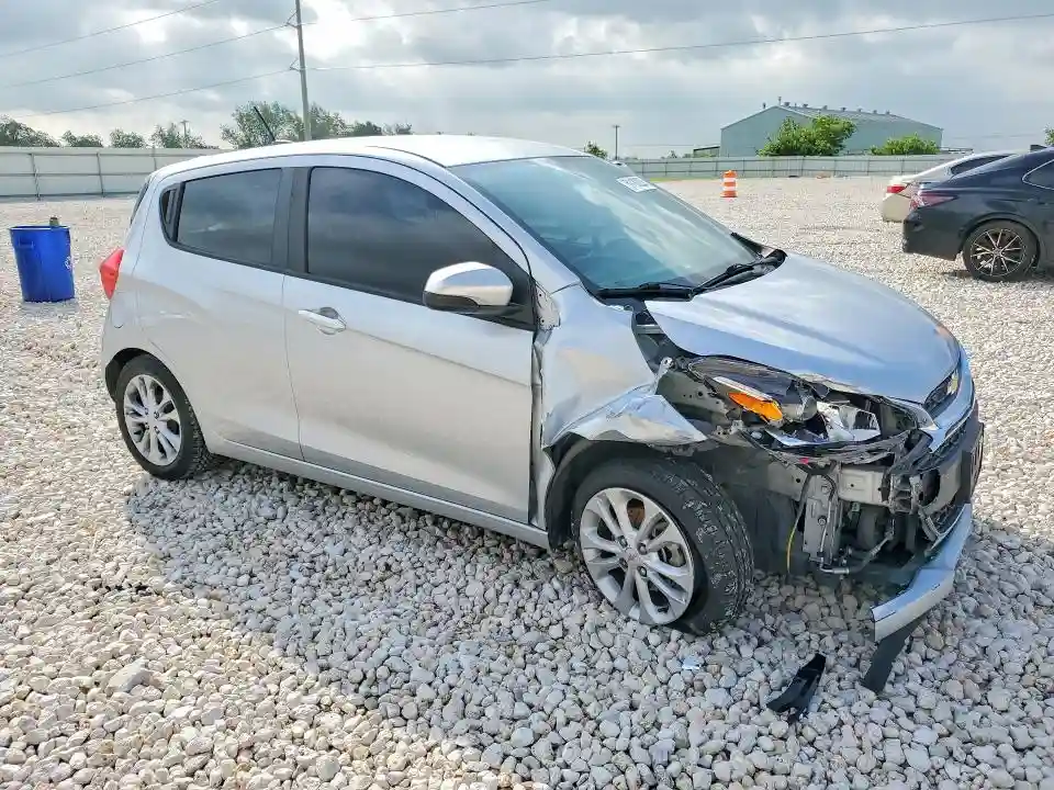 KL8CD6SA2KC764176 2019 CHEVROLET SPARK-3