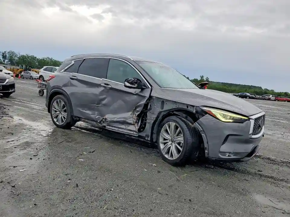 3PCAJ5M19LF117826 2020 INFINITI QX50-3