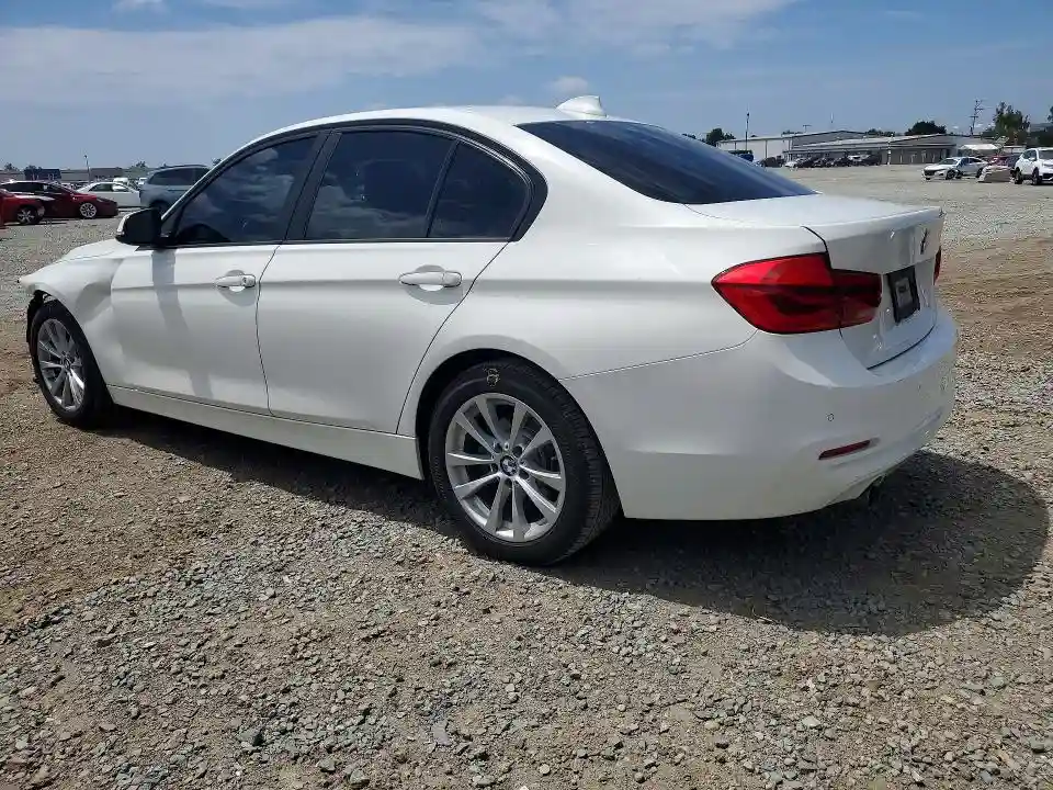WBA8A3C38HK692142 2017 BMW 3 SERIES-1