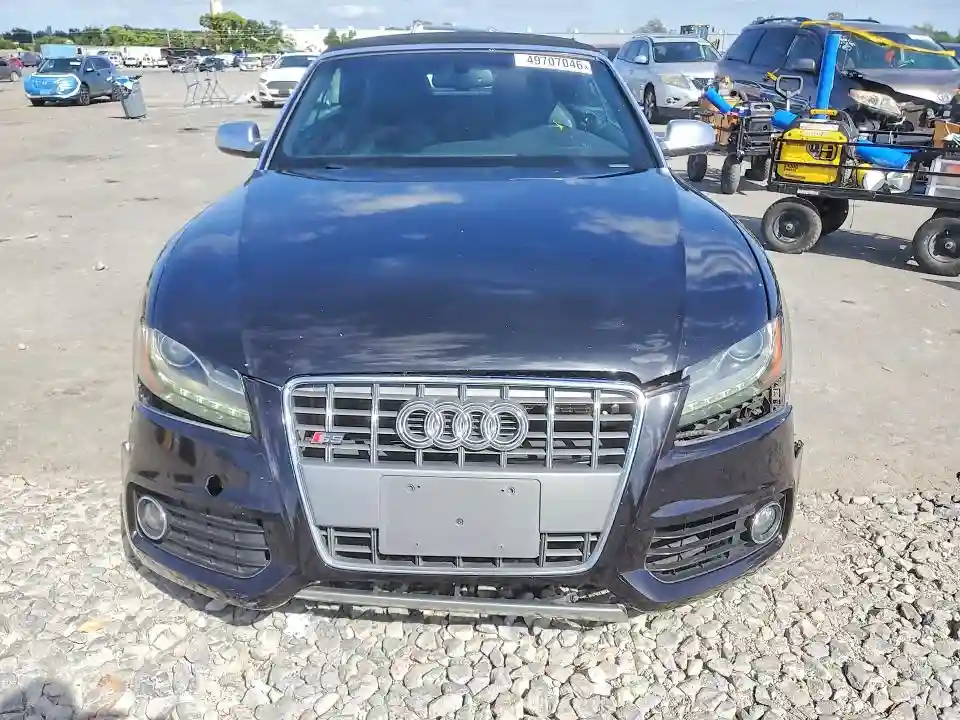 WAUCGAFHXBN014759 2011 AUDI S5/RS5-4