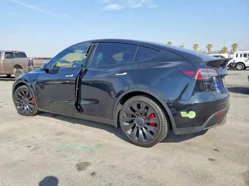 7SAYGDEF2NF490780 2022 TESLA MODEL Y-1