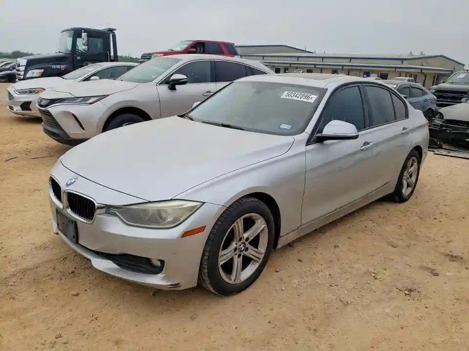 WBA3B1C50EK134214 2014 BMW 3 SERIES-0