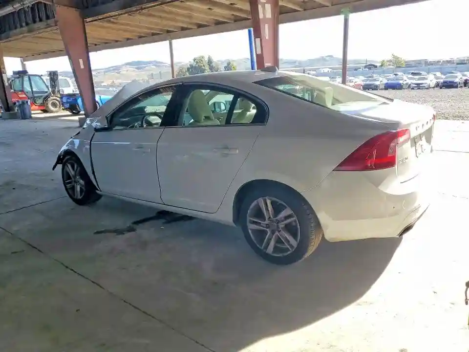 YV1612FS2E2283485 2014 VOLVO S60-1