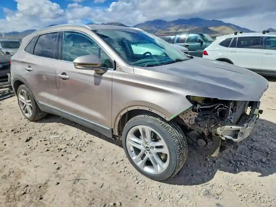 5LMTJ3DH7KUL51018 2019 LINCOLN MKC-3